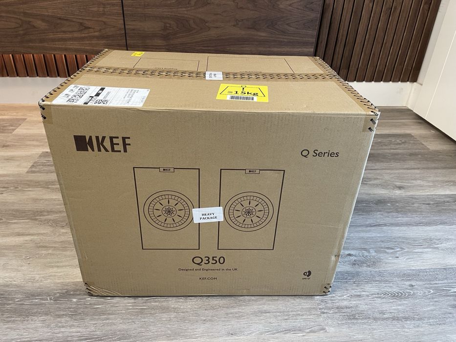 Букшелф тонколони Kef Q350 черни