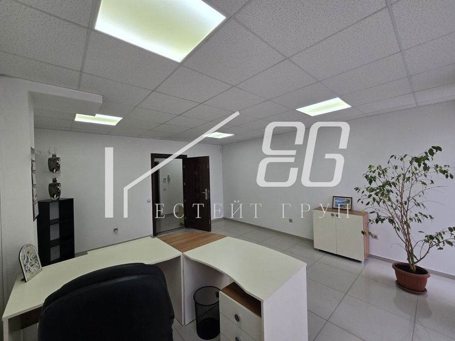 Дава се под наем Офис в Варна, Колхозен пазар - 70 кв.м за 800 € - Снимка #3