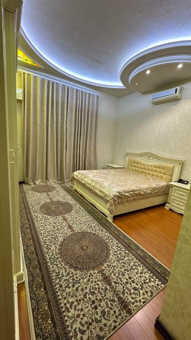 Аренда участка под гостиница на Яккасарайский район срочно!