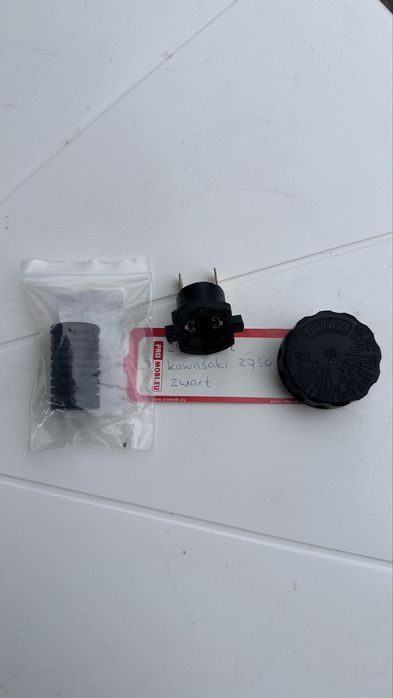 Kawazaki Z750 дребни части