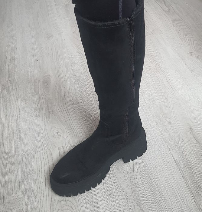 Дамски черни зимни ботуши. 38 размер