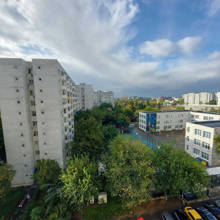 Apartament 3 camere decomandat