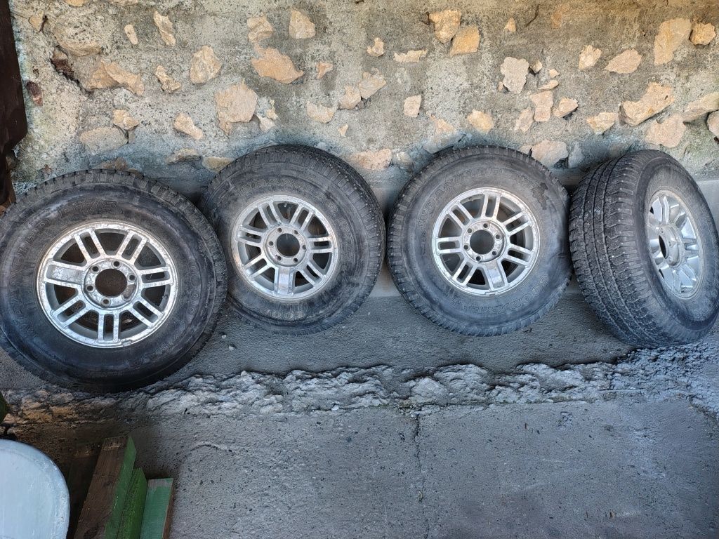 Jante offroad R16 P265/75R16 cauciucuri Goodyear Wrangler
