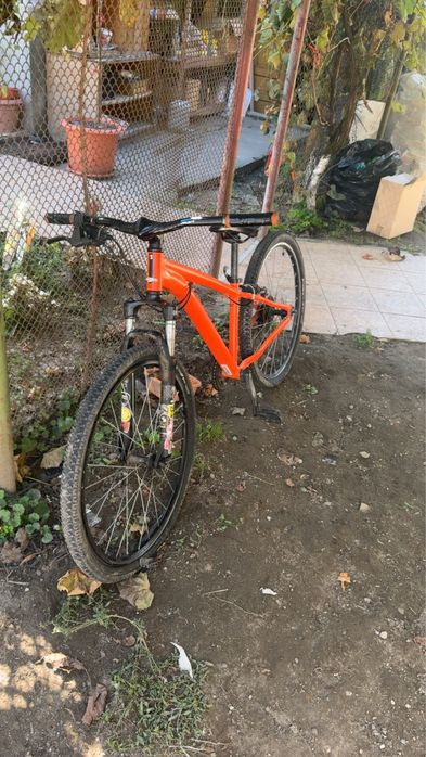 Vând bicicleta rockrider