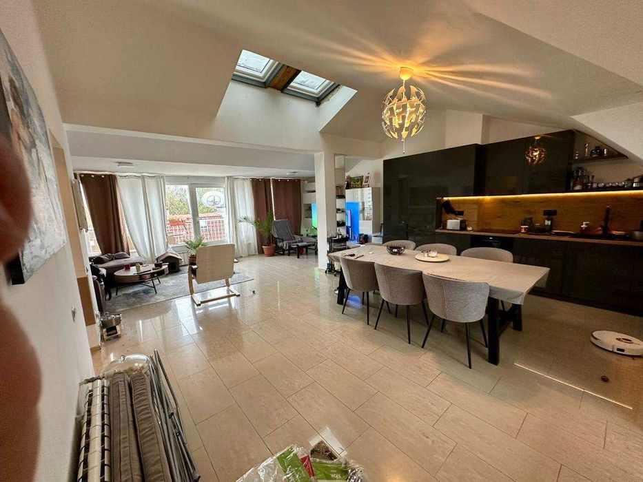 Продава се Двустаен апартамент в София, Център - 118 кв.м за 3365 €/кв.м - Снимка #1