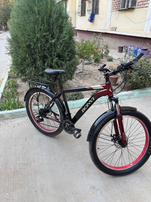Velosiped sotiladi bonvi
