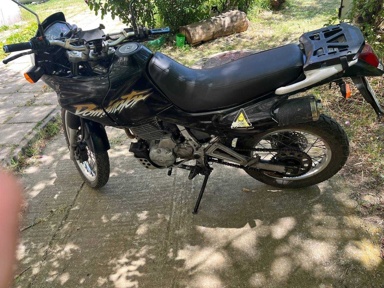Продавам Honda NX 650