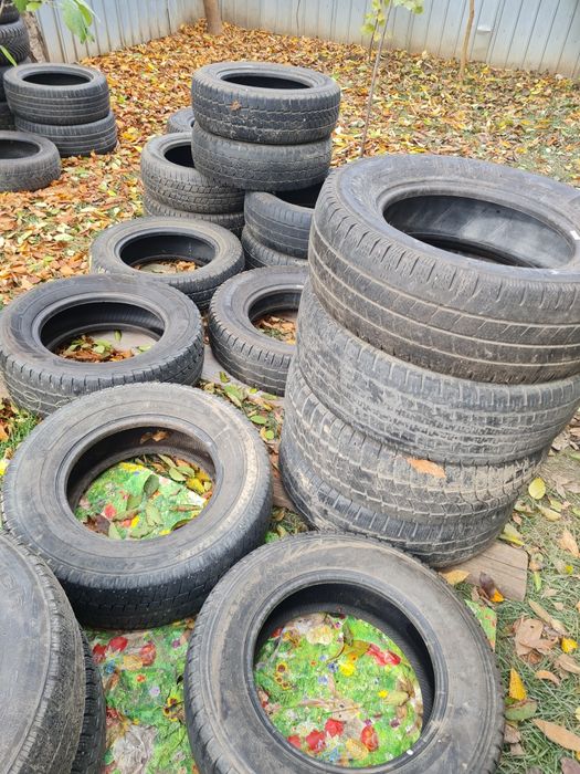 EN-GROS 40 Lei buc*100 Anvelope iarna desperecheate*De la R14 la R20*