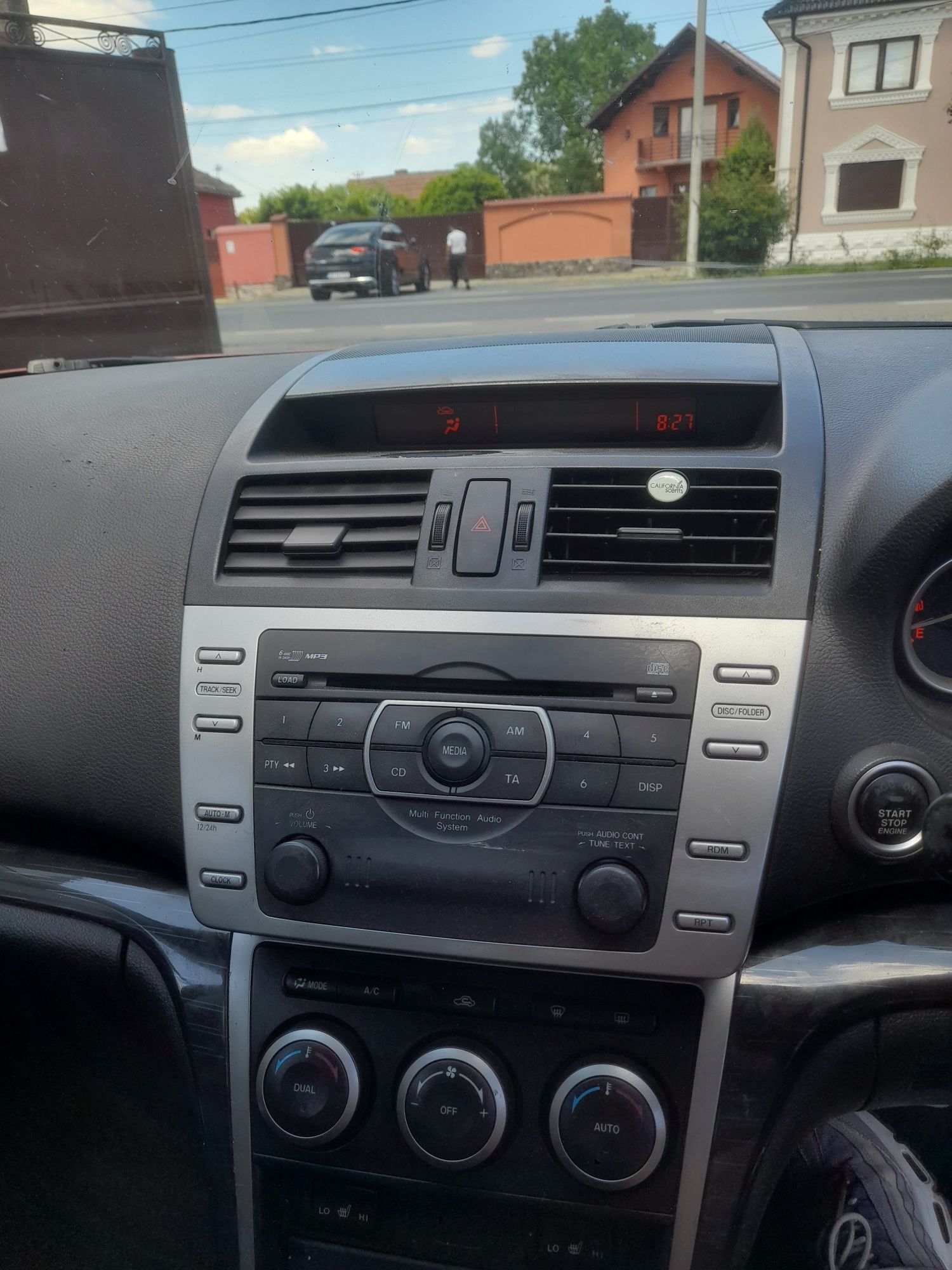 Navigatie/Radio MP3 Mazda 6 GH an 2007-2013