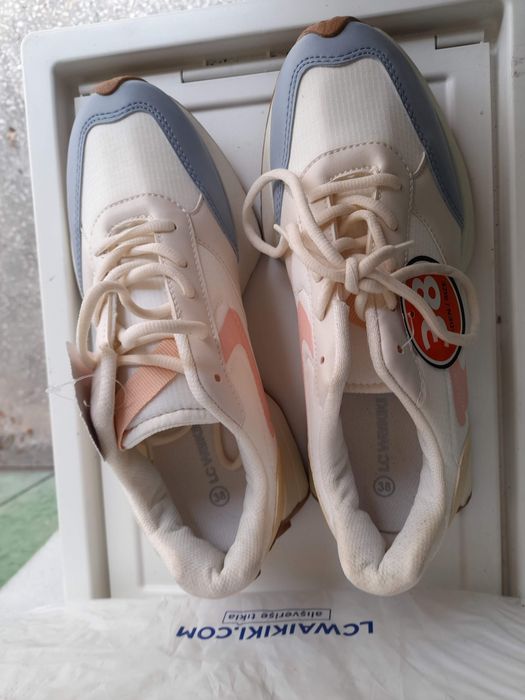 Нови маратонки на Waikiki nom. 38