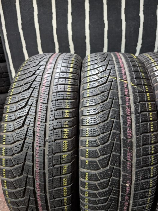 225/60R18 Hankook 6mm iarna in perfecta stare