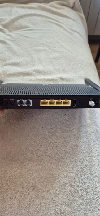Router Huawey EchoLife hg8247w5