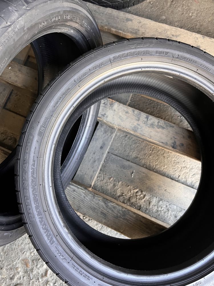 2 anvelope vara 245/35/18 , Bridgestone , RunFlat , 6.3 mm