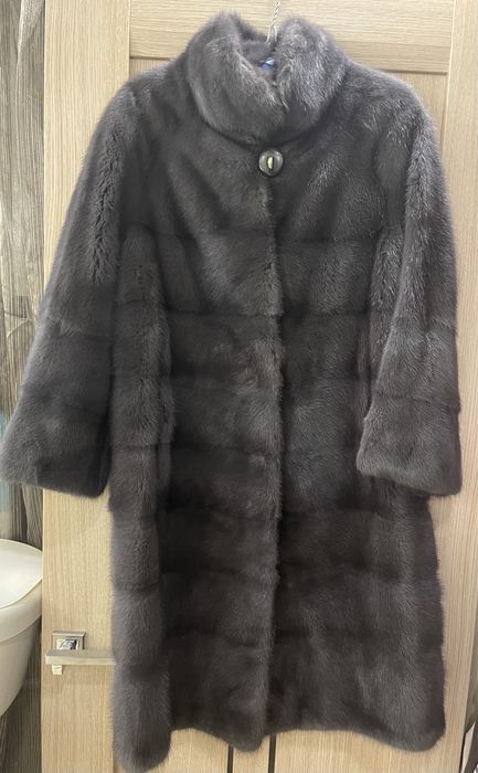 Продам норковую шубу