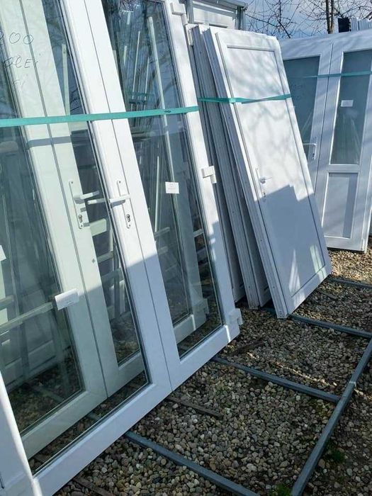 usi duble noi albe cu sticla de jos pana sus de la 1400lei