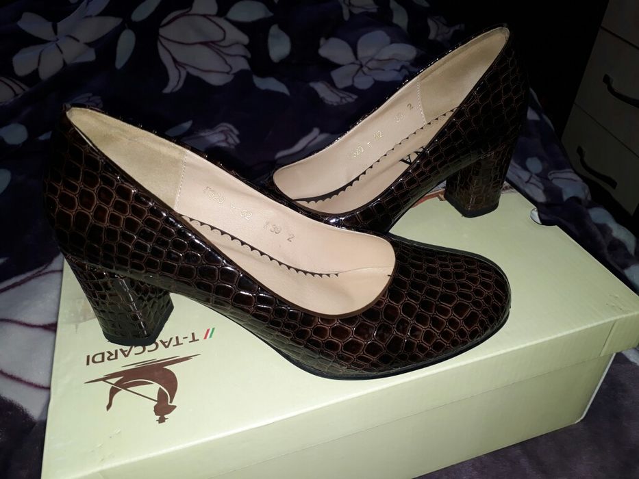Продам туфли 39р