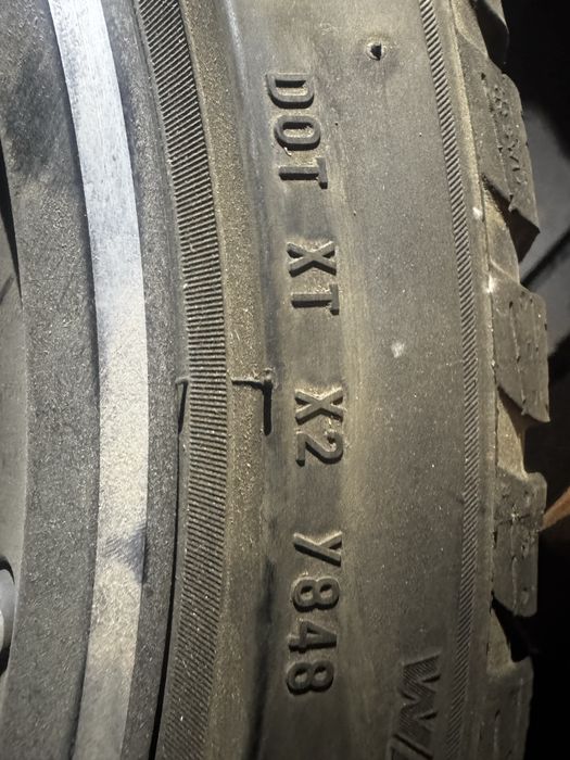 Anvelope cu jante de iarna Pirelli 225/40 R19