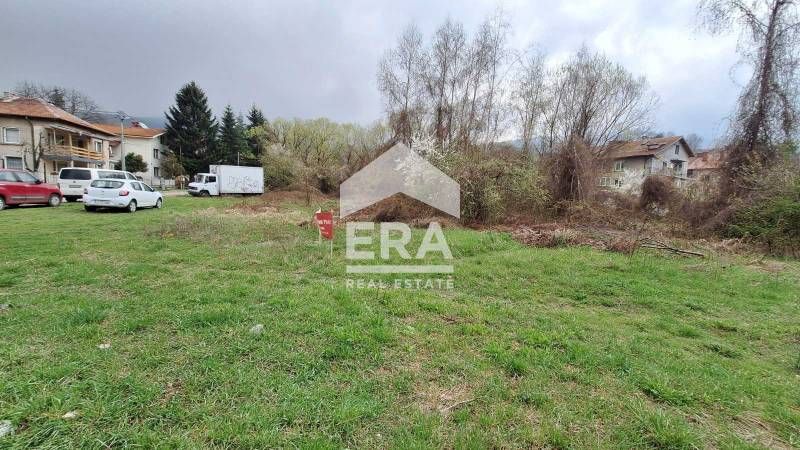 Продава се Парцел в с. Владая, Област София-град - 2060 кв.м за 140 €/кв.м - Снимка #2