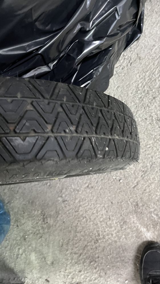 Патерица БМВ 5x120 R16 като нова