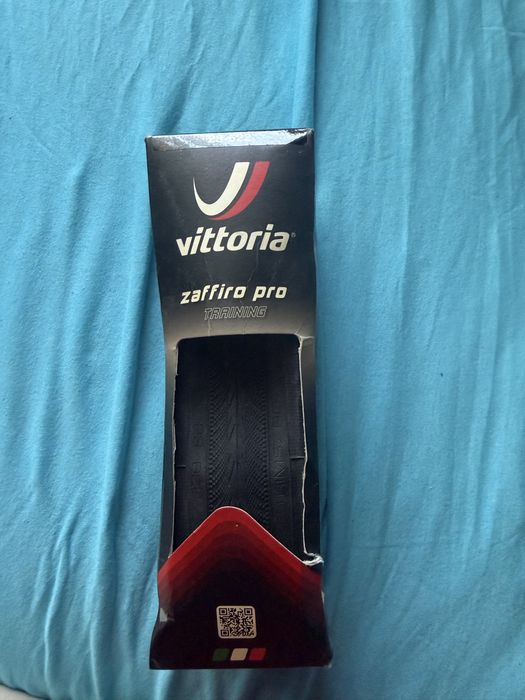 Anvelopa Vittoria Zaffiro IV 700x23C (23-622) Pliabil Negru