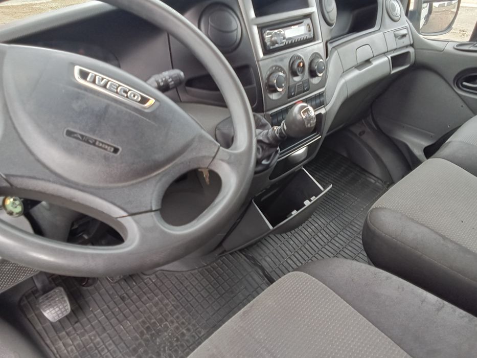 Iveco basculabil pe 3 parti