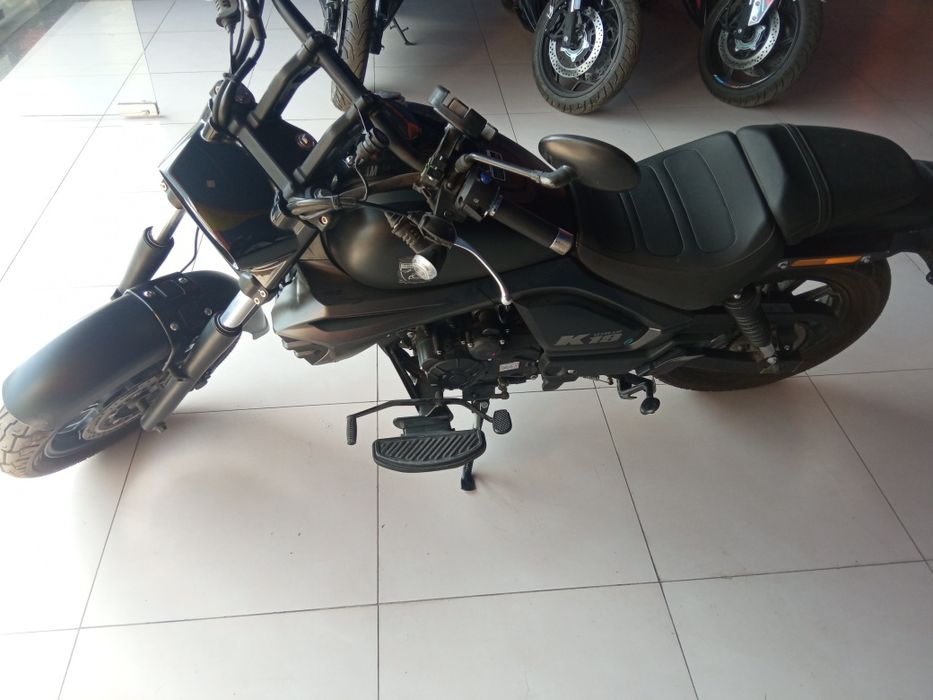 Мотоцикл Lifan 200