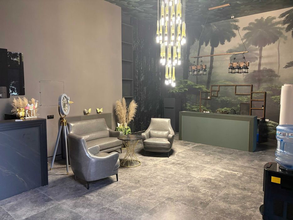 Срочно! Коммерческое помещение в Ц-5 — 267 м² в Центре.