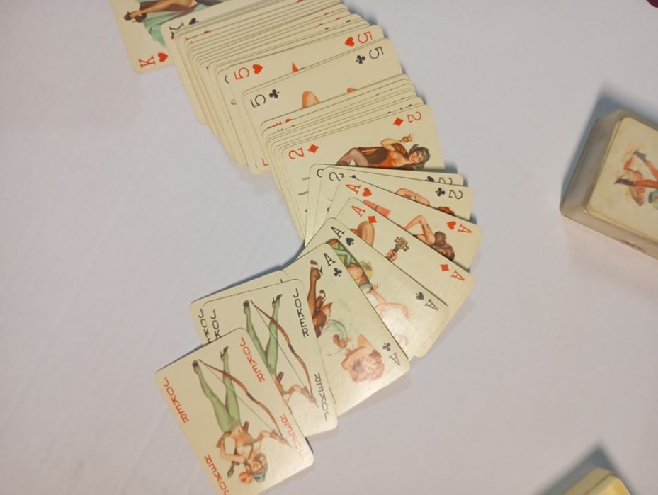 Ретро еротични карти