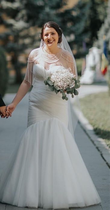 Vand rochie de mireasa