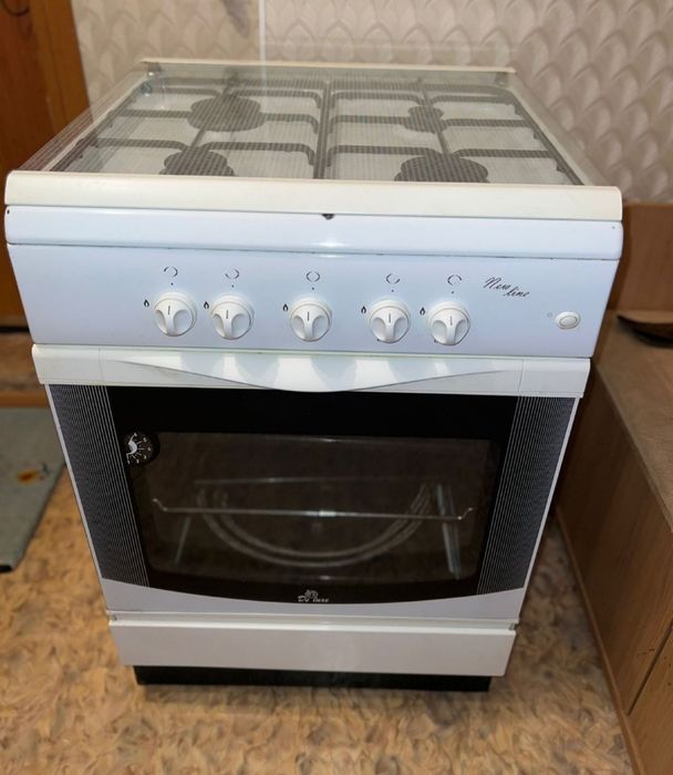 Продам газ плиту производство Турция