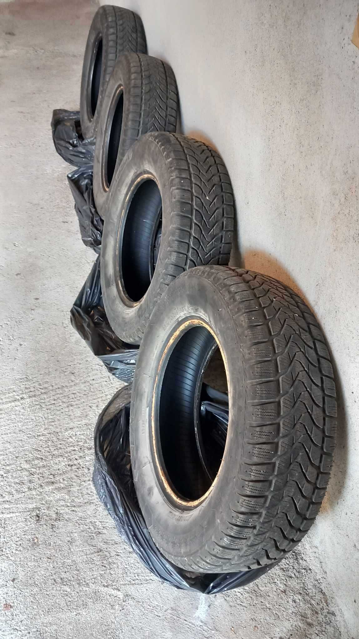 Продавам зимни гуми  14"
