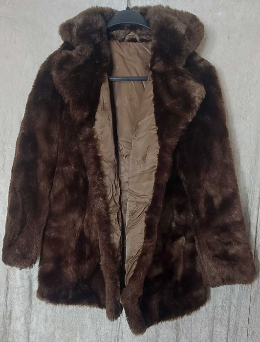 Haină blană artificială cu glugă