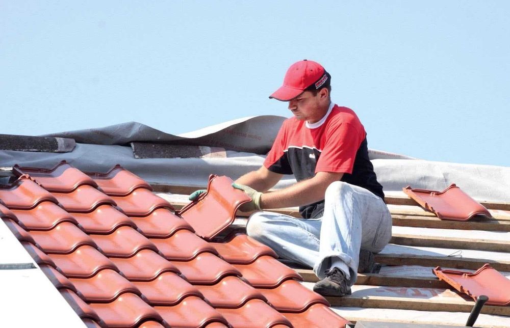 Proiectăm și executăm acoperișuri pe gustul tău