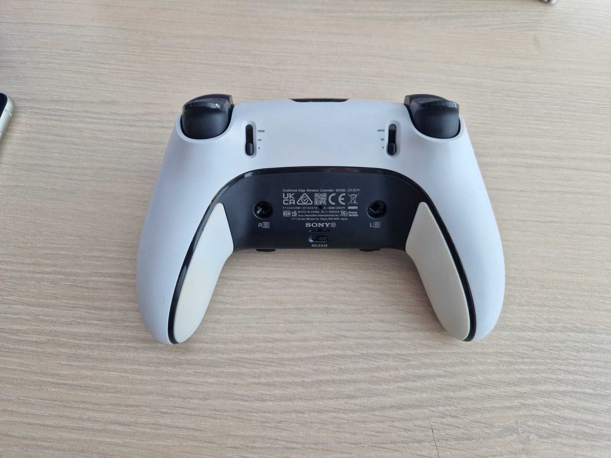 Controller PS5 DualSense Edge -pachet complet - VANDUT.