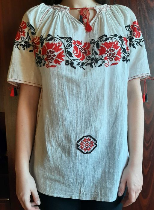 Ia veche din in cusuta manual