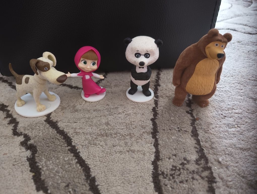 Figurine diverse