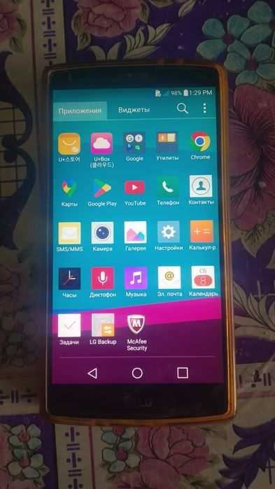 Продам недорого телефон LG G4