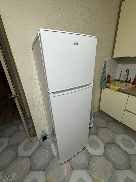 Холодильник Artel