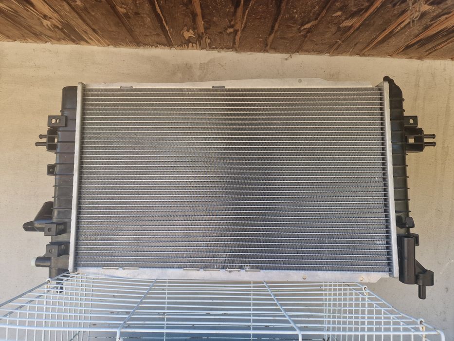 Radiator răcire nou Opel astra H 1,7 cdti an 2005