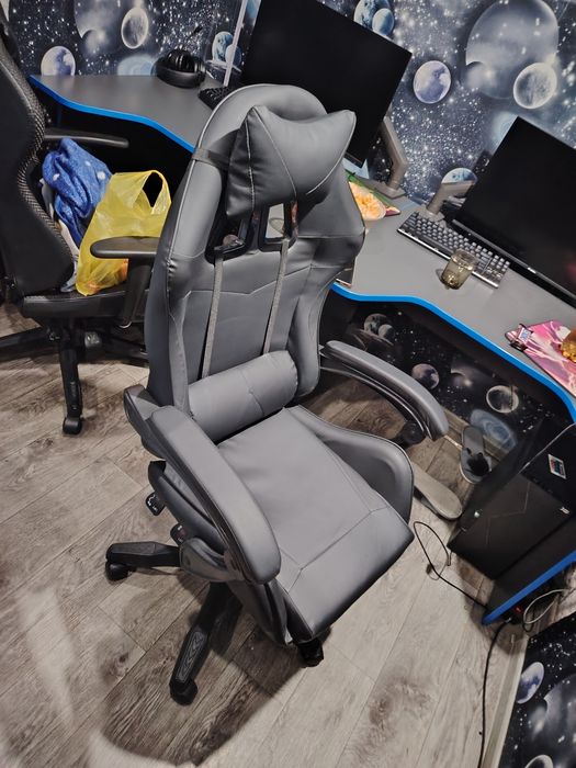 Продам игровое кресло