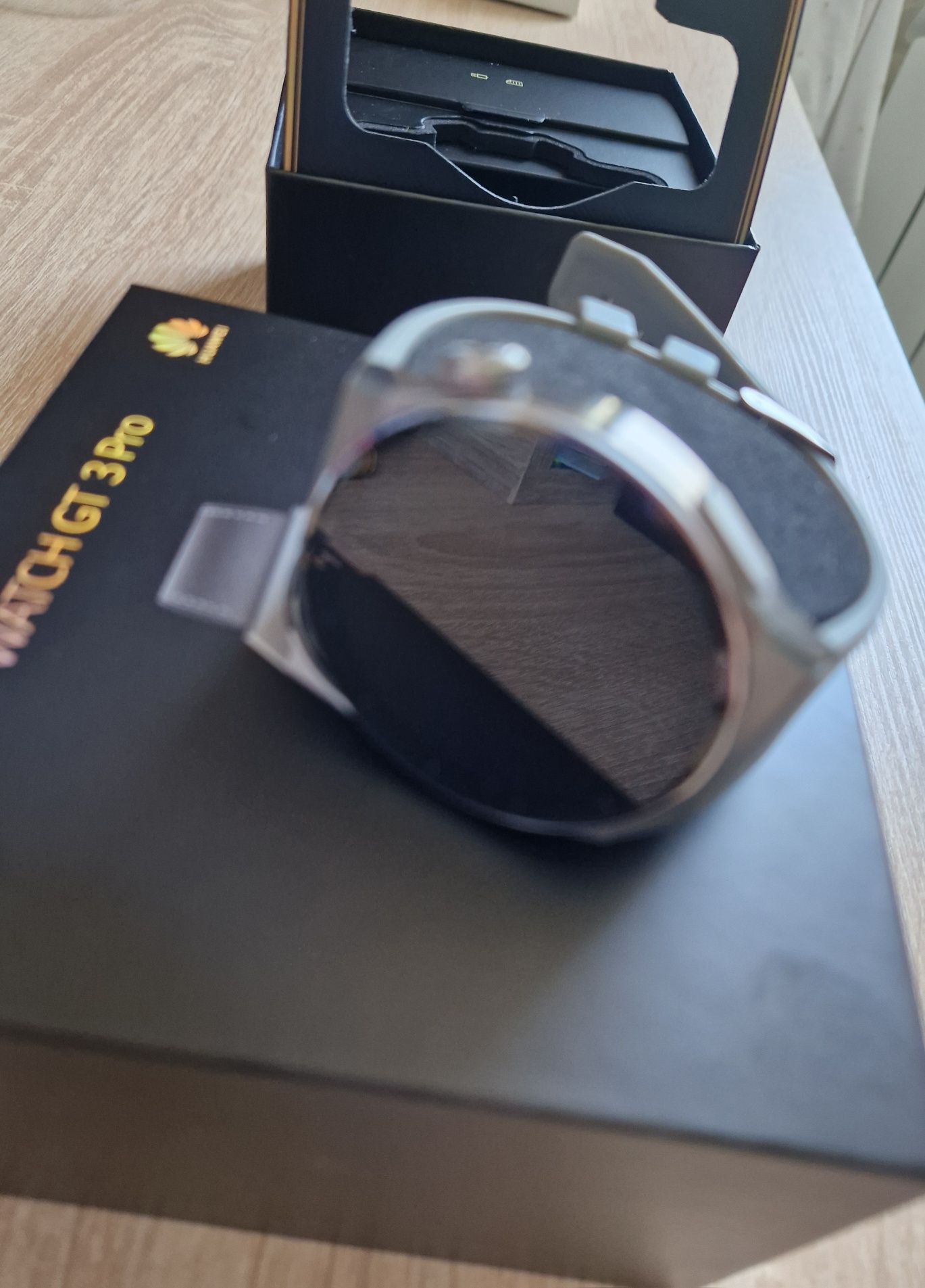 Huawei Watch GT 3 Pro Titanium – 60% mai ieftin decât nou! Super pret