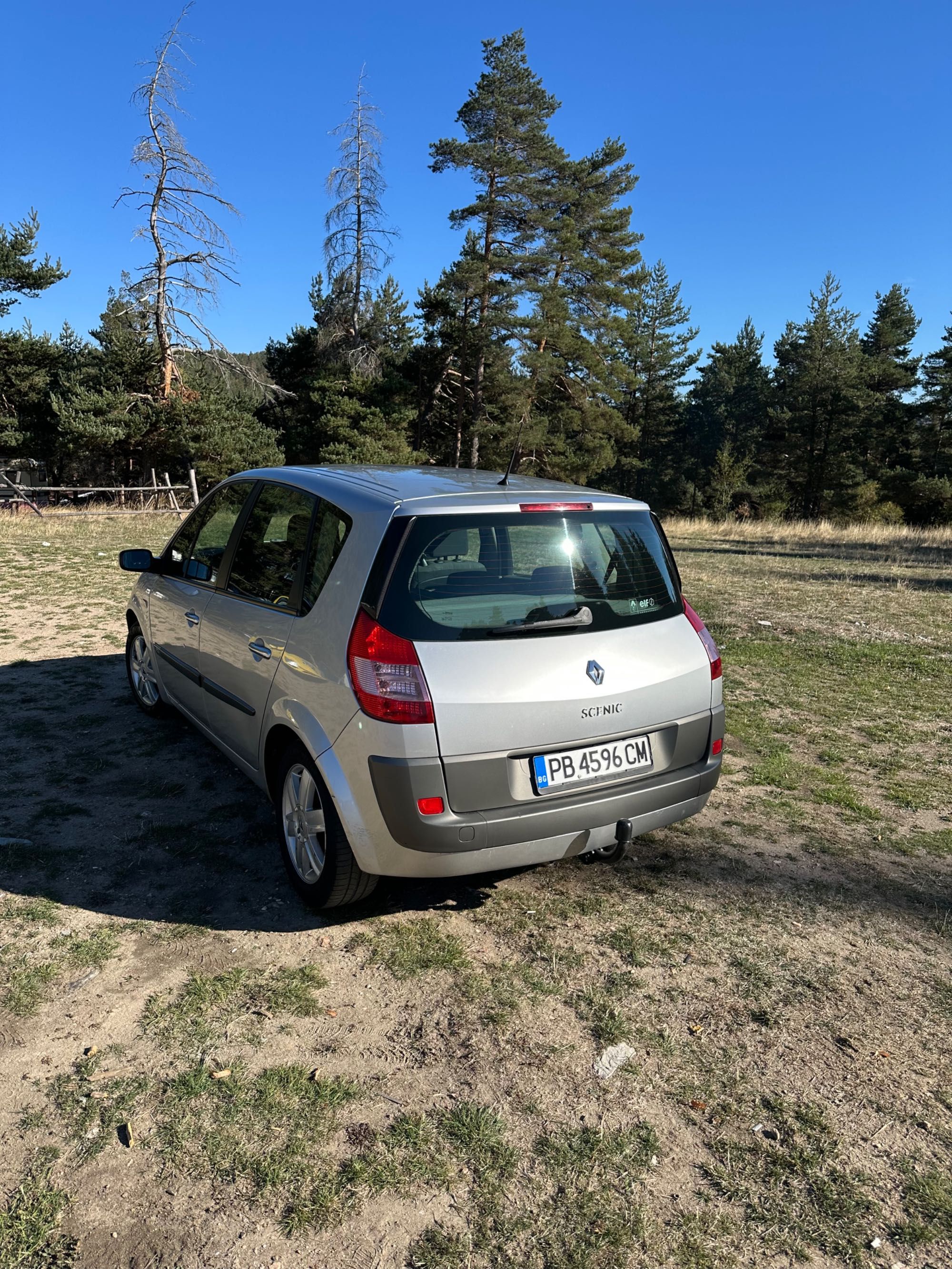 Продавам Рено Сцени 1,5 dci