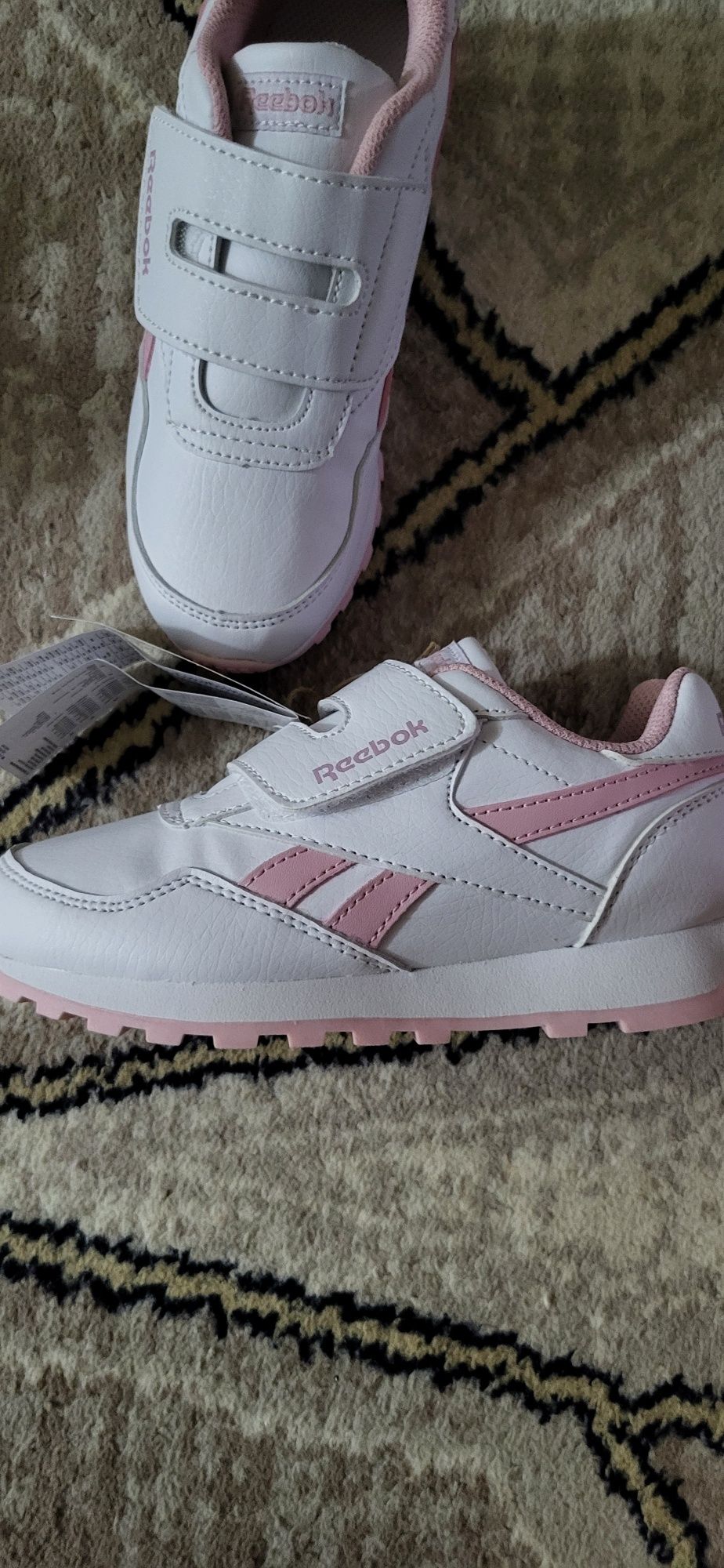 Новые кроссовки от Reebok