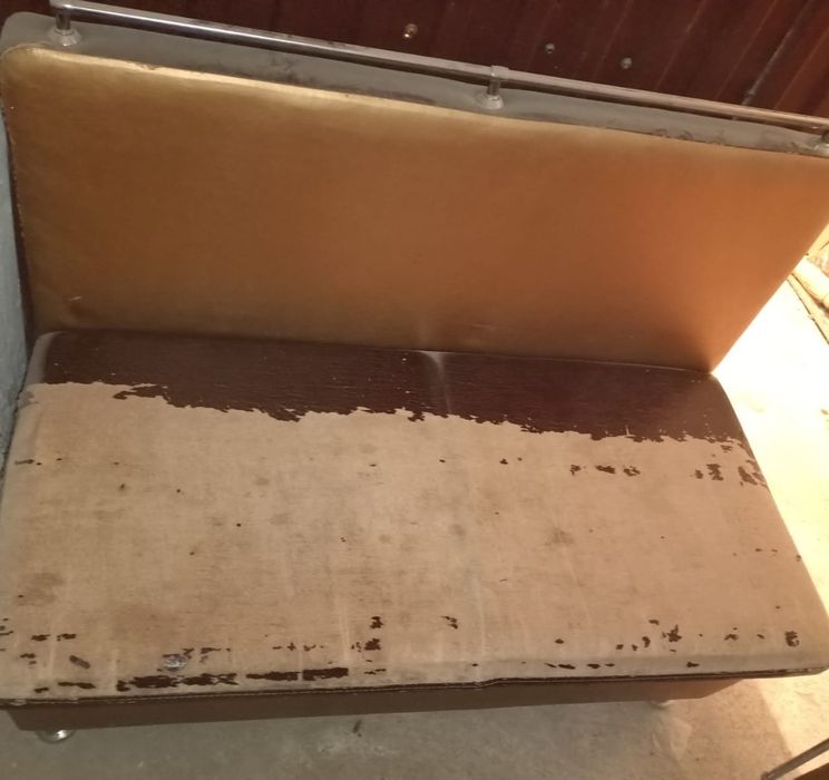 Кухнный уголок,  хороший состояние.