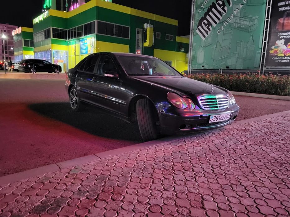 Продам Mercedes  c180 w 203 срочно
