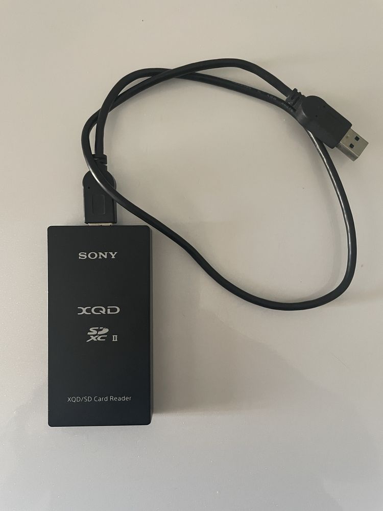 Cititor card XQD si SD Sony MRW-E90
