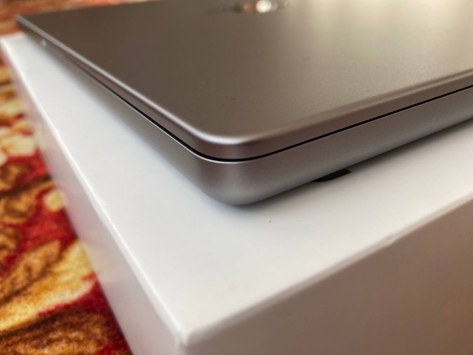 Apple MacBook Pro M1 Pro 14 inch LL/A