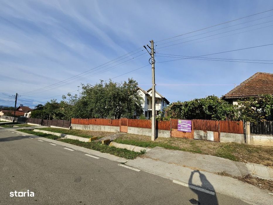 Vanzare casa P+1, in comuna Danesti, la 10 km distanta de Tg. Jiu
