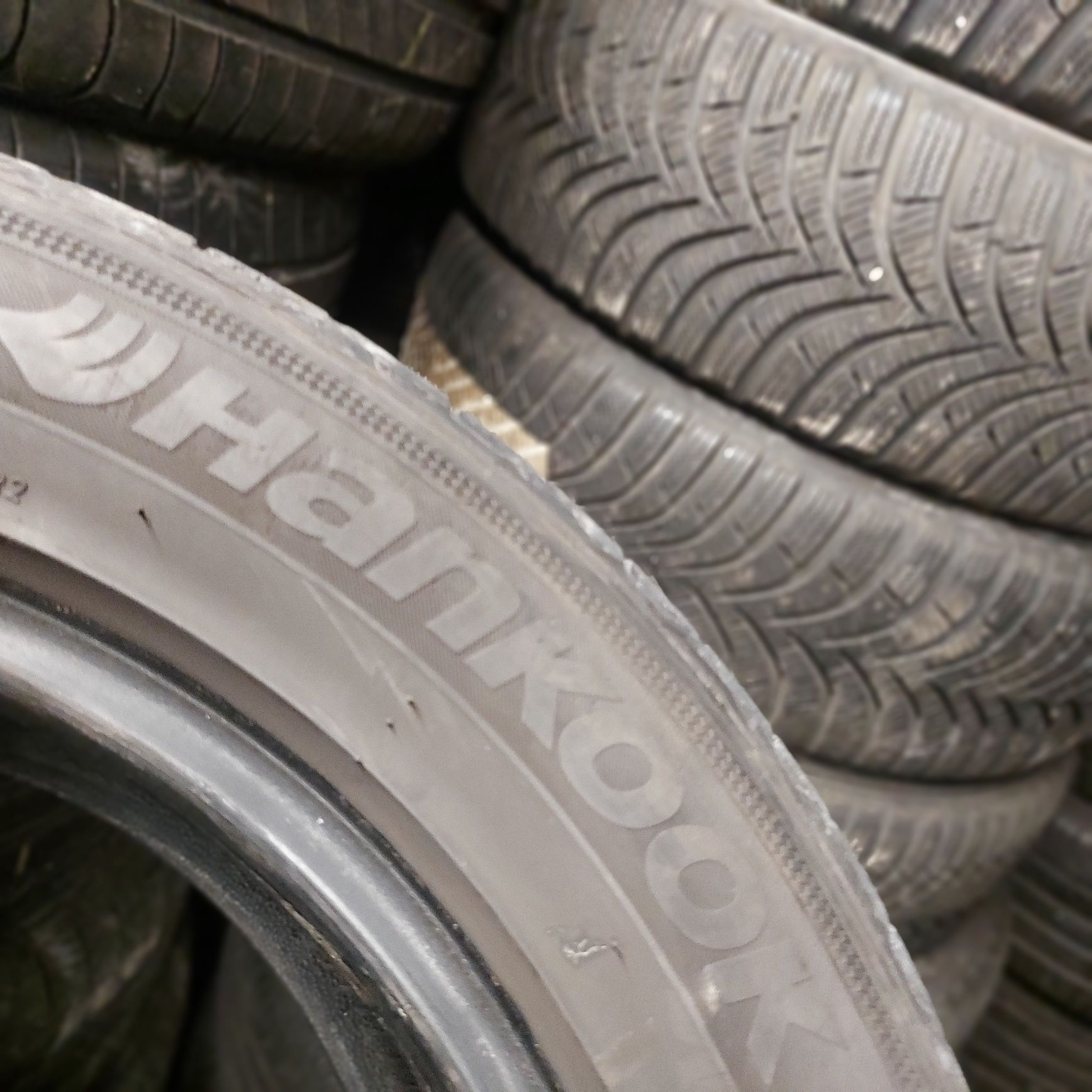 215/55/16"Hankook 4бр.гуми