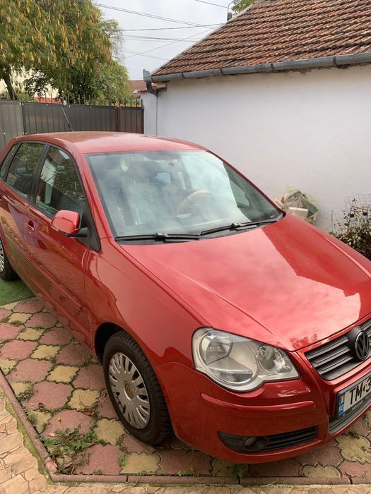 Polo rosu an 2007